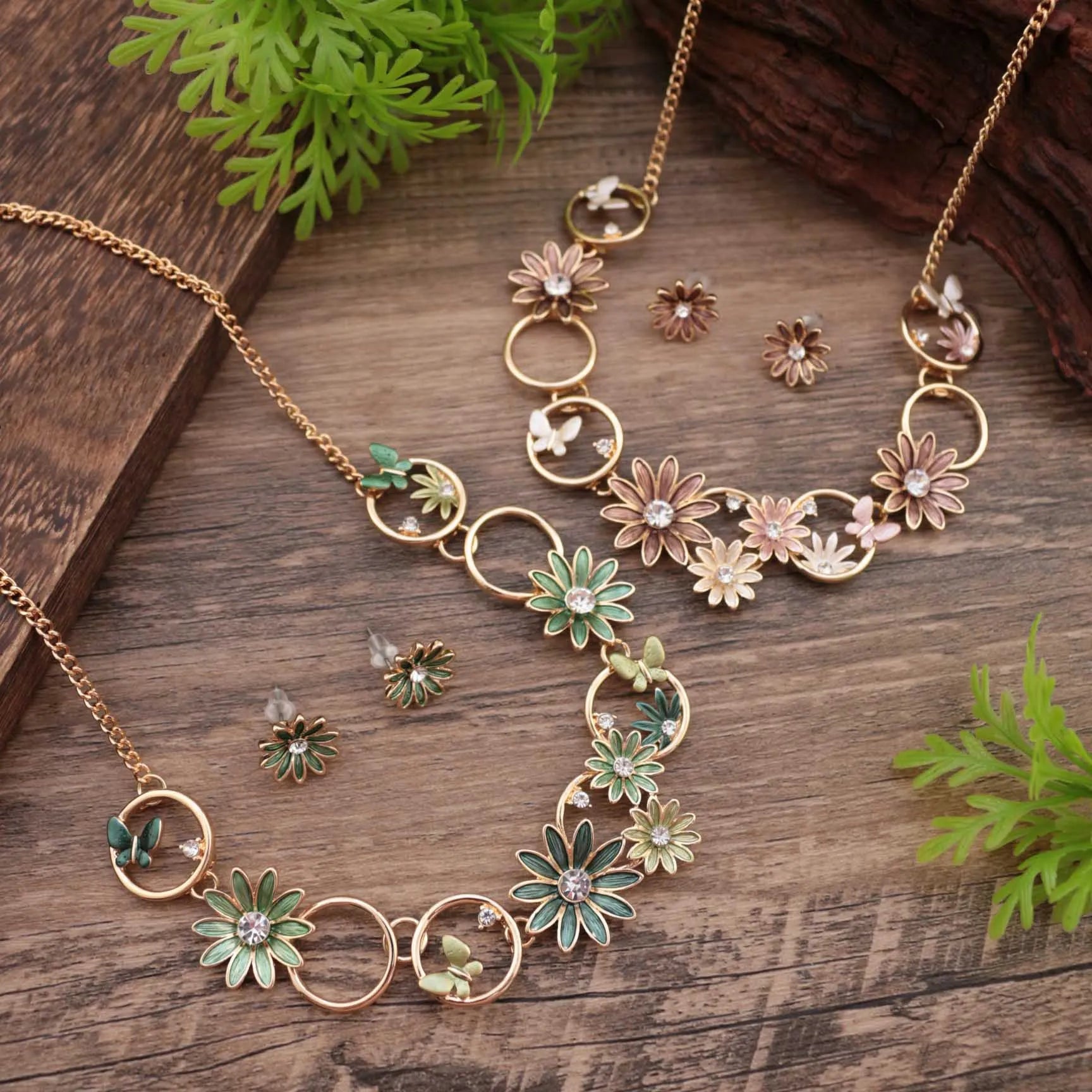 Enamel Daisy Stud Earrings & Necklace Set – Diamond Flower High-End Women's Jewelry