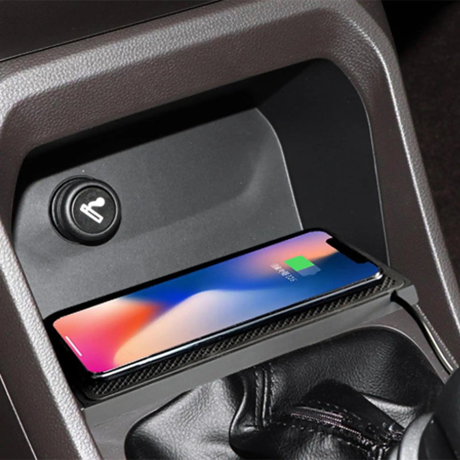 Wireless Car Charging Pad – Auto-Sensing, Non-Slip, 20W Fast Charge, USB-A & Type-C