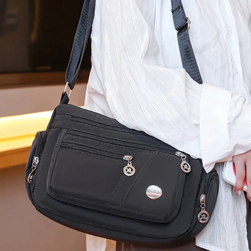 Neutral Men's and Women's Crossbody Bags Are Suitable for Daily Commuting and Going to School They Are Single-Shoulder Bags.