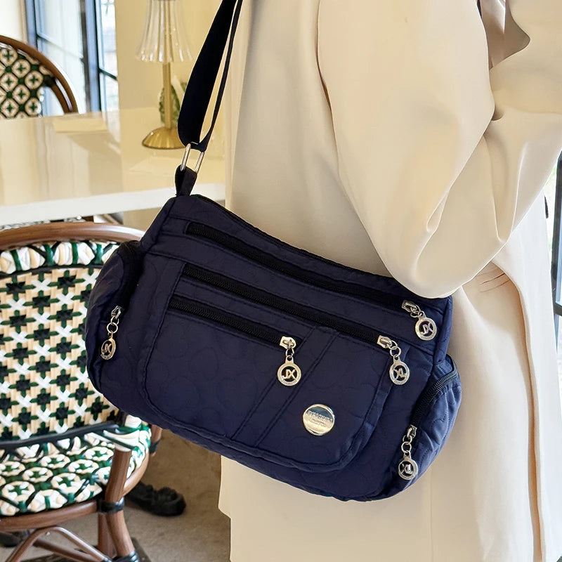 Neutral Men's and Women's Crossbody Bags Are Suitable for Daily Commuting and Going to School They Are Single-Shoulder Bags.