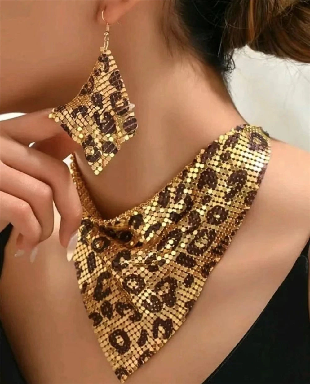 Leopard Print Jewelry Set – Sexy Bib Necklace & Dangle Earrings, Vintage Elegant Design