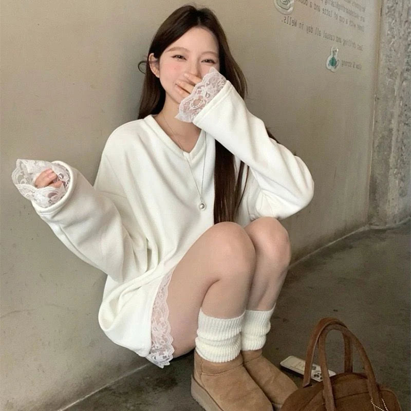 Chic Lace Patchwork Long Sleeve T Shirt Women Loose Warm White O Neck Tops Korean Fashion Office Ladies Casual V Neck Tees New