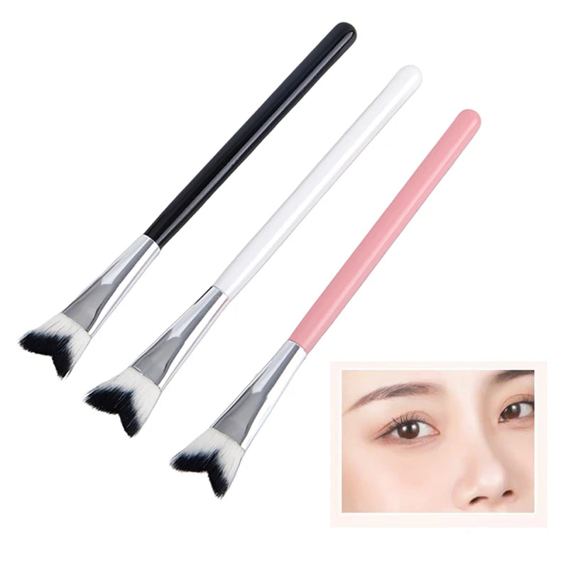 Nose Shadow & Angled Contour Makeup Brush – Professional Blending Brush for Face