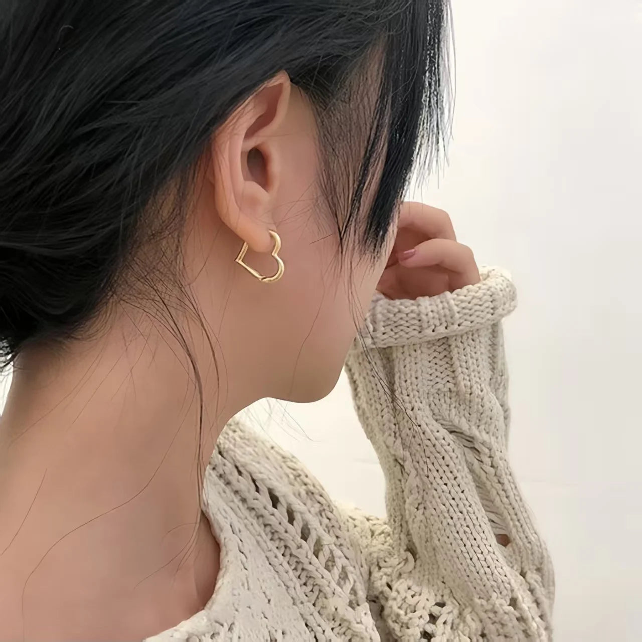 Heart Hoop Earrings Gold Color Metal Love Earrings Minimalist Fancy Girl Gift Fashion Jewelry for Women