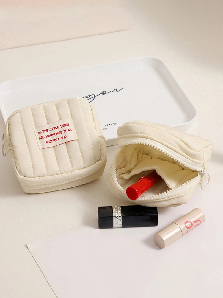 Square Small Makeup Bag Student Small Earphones Zero Wallet Girl Portable Lipstick Storage Bags Korean