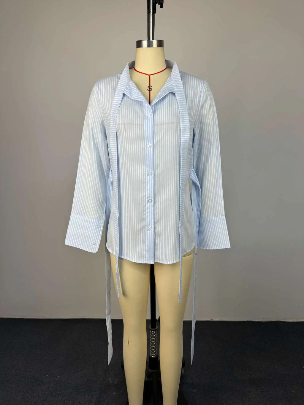 Women's Clothing 2026 Spring New Fashion Design Sense Striped Slim-fitting Lapel Long-sleeved Shirt