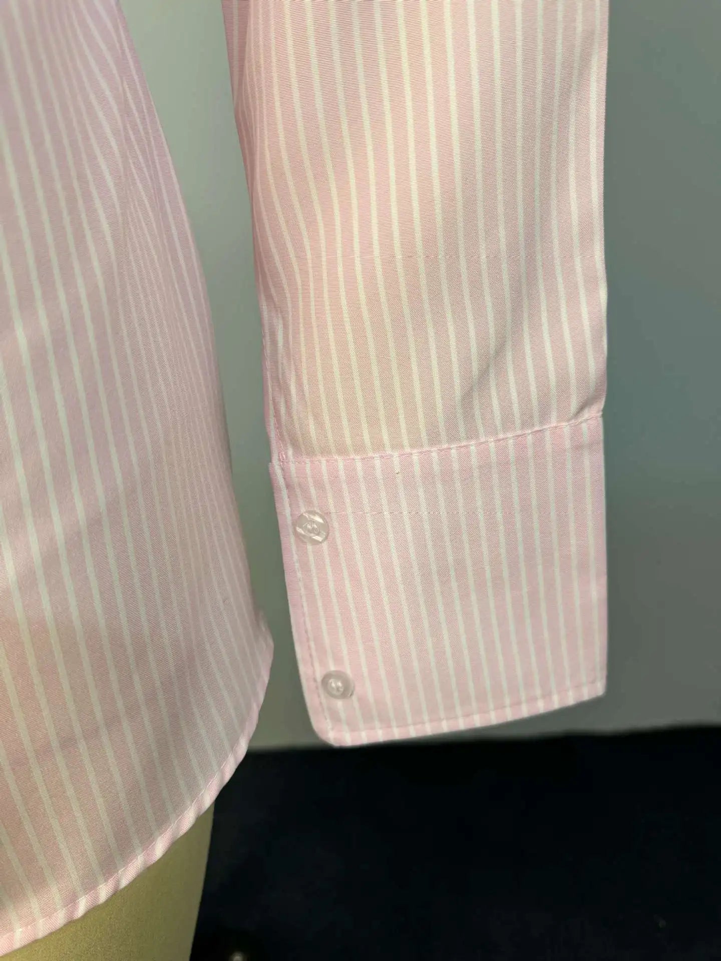 Women's Clothing 2026 Spring New Fashion Design Sense Striped Slim-fitting Lapel Long-sleeved Shirt