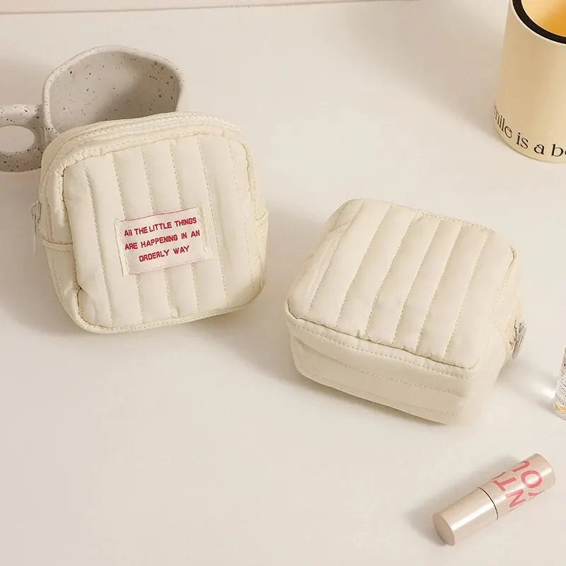 Square Small Makeup Bag Student Small Earphones Zero Wallet Girl Portable Lipstick Storage Bags Korean