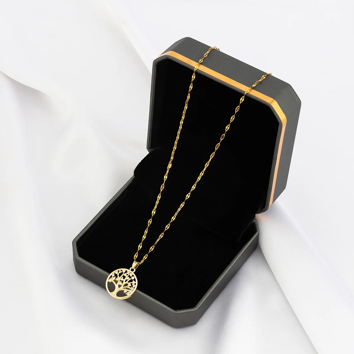 Temperamental Luxury Rhinestone Tree of Life Pendant Necklace Women Vintage Stainless Steel Waterproof Chain Aesthetic Jewelry