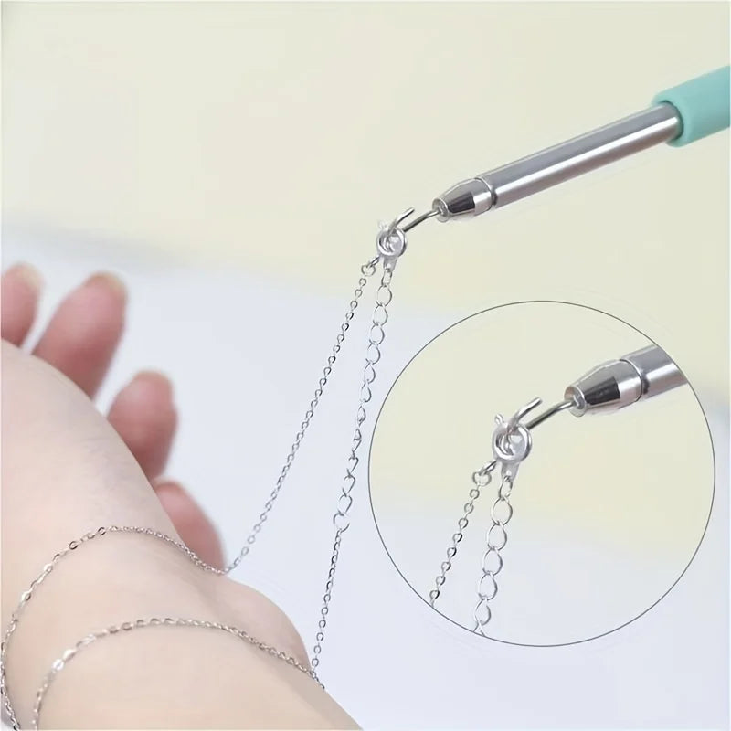 Bracelet Wearing Helper Tool – Jewelry Assistant for Easy One-Handed Clasp Fastening