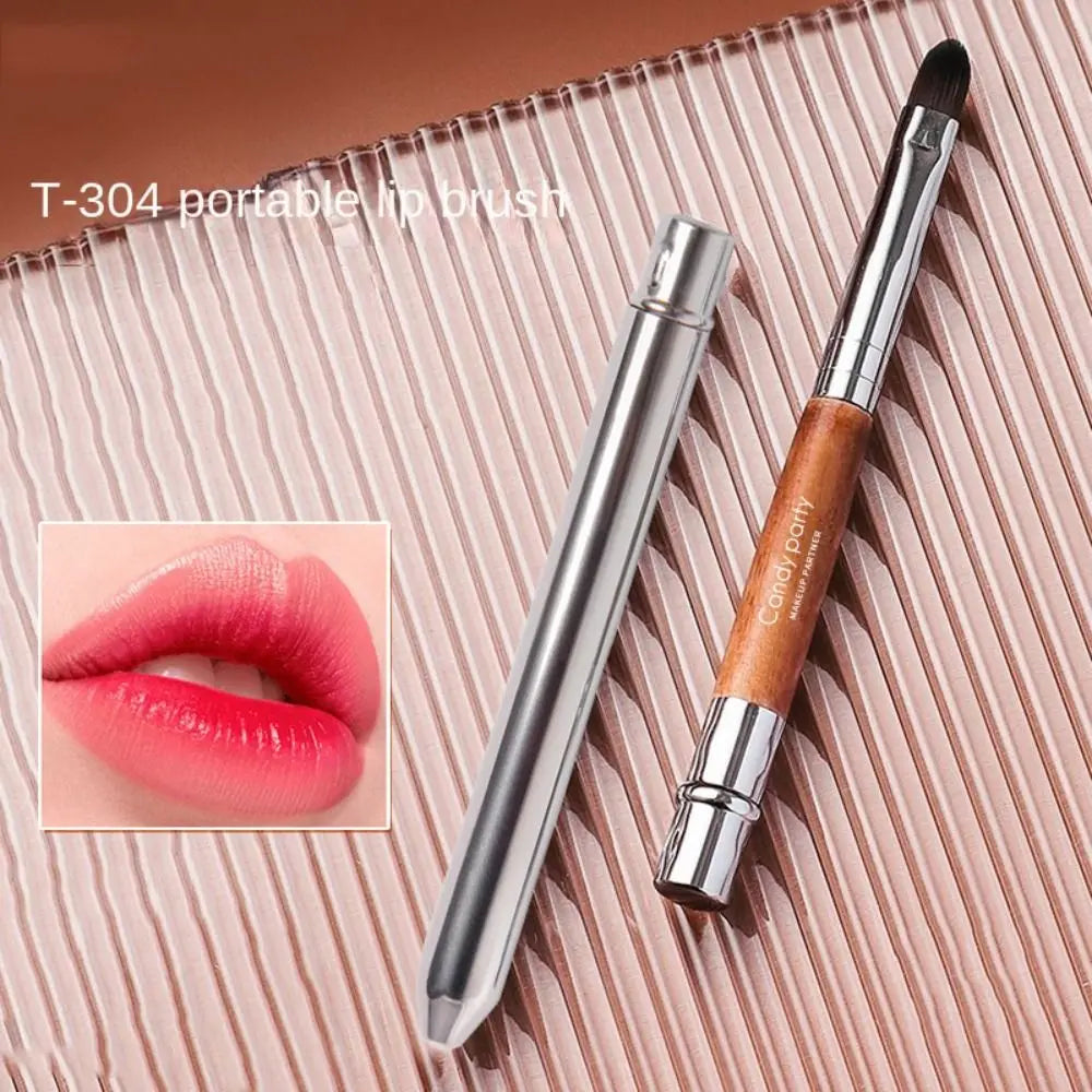 Lip Gloss & Lipstick Brush – Concealer & Lip Makeup Brush with Protective Cap