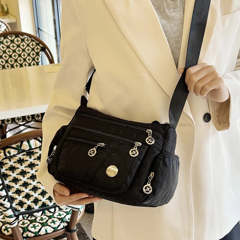 Neutral Men's and Women's Crossbody Bags Are Suitable for Daily Commuting and Going to School They Are Single-Shoulder Bags.