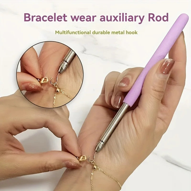 Bracelet Wearing Helper Tool – Jewelry Assistant for Easy One-Handed Clasp Fastening