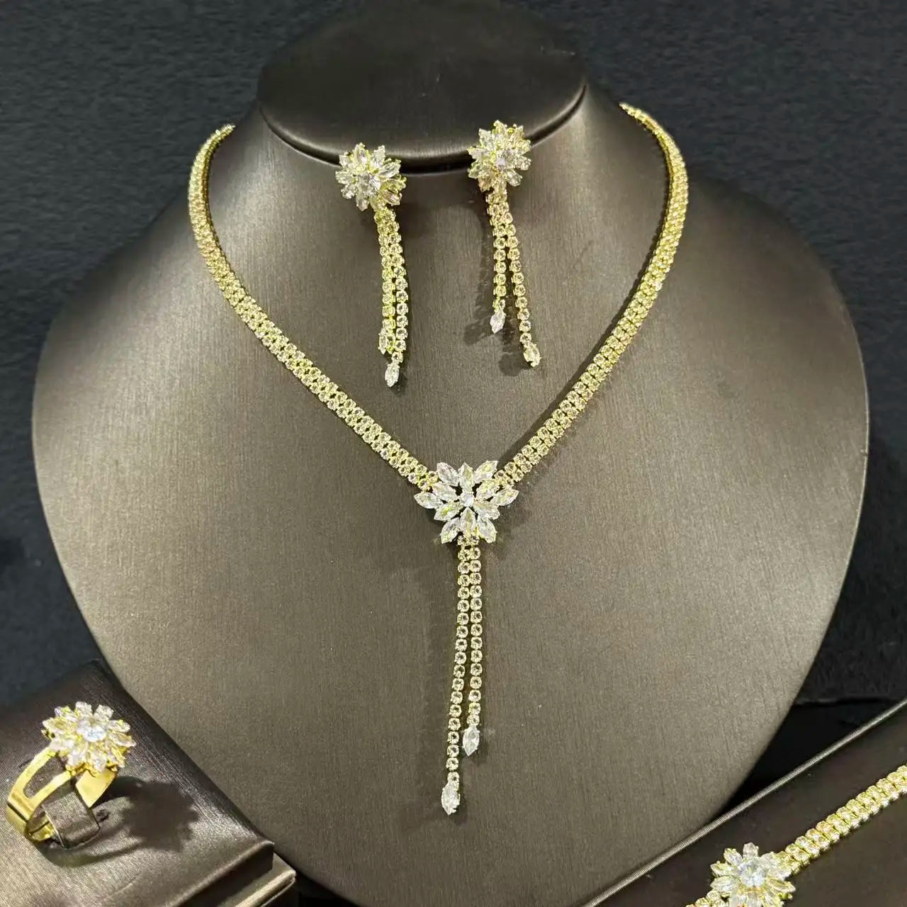 European & American 5-Piece Wedding Jewelry Set – Necklace, Earrings, Bracelet & Ring