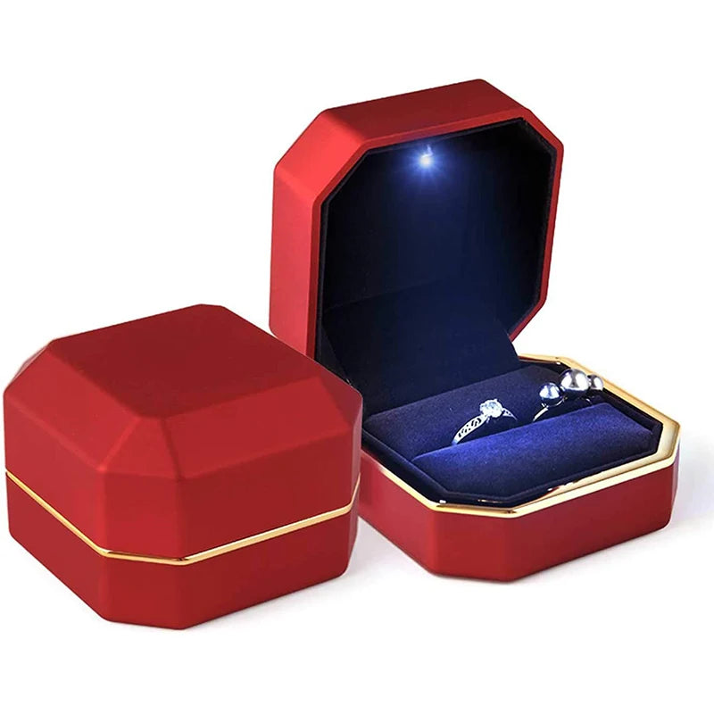 1 Pcs LED Jewelry Ring Box Luxury Velvet Rubber Necklace Pendant Gifts Display With Light For Proposal Engagement Wedding 2030