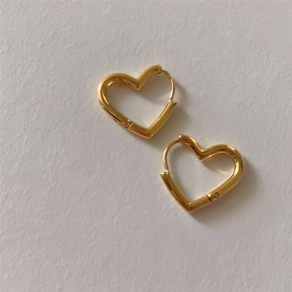 Heart Hoop Earrings Gold Color Metal Love Earrings Minimalist Fancy Girl Gift Fashion Jewelry for Women