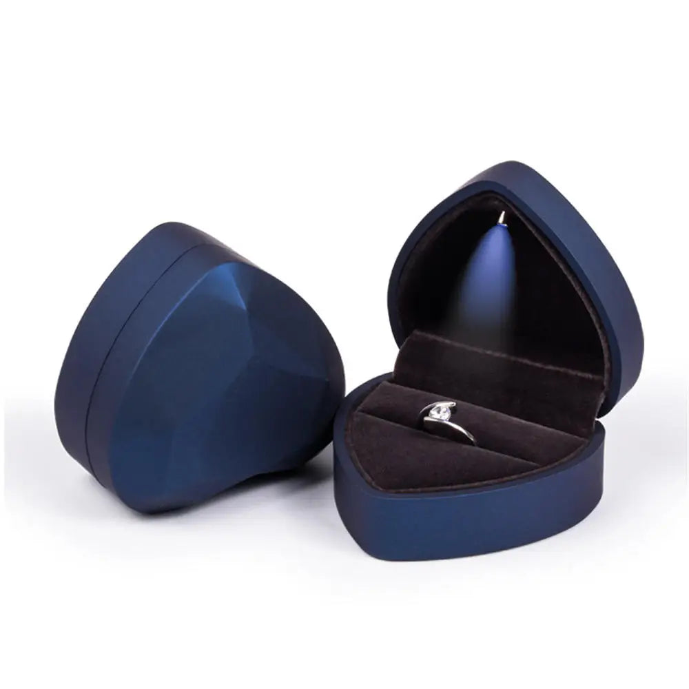 1 Pcs LED Jewelry Ring Box Luxury Velvet Rubber Necklace Pendant Gifts Display With Light For Proposal Engagement Wedding 2030