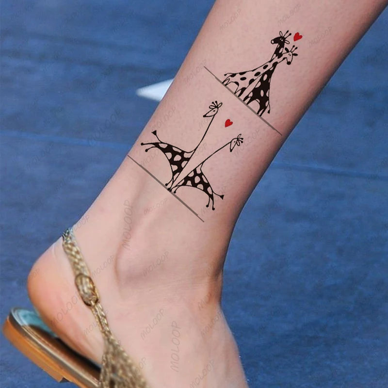 Sexy Red Lips Water Transfer Tattoo – Waterproof Body Art 10.5x6cm
