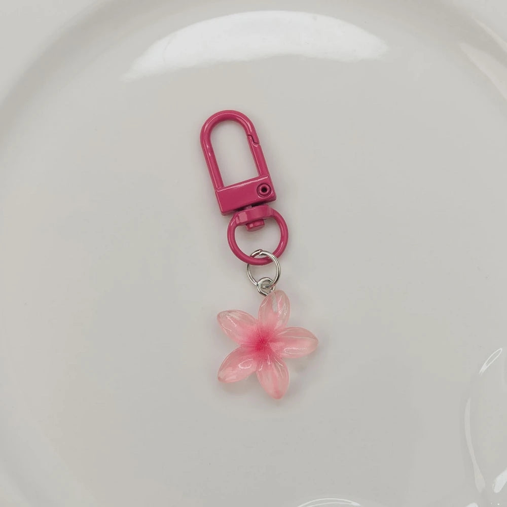 Cute Flower Keychains for Women Floral Key Chains Bag Pendant Resin DIY Keyring Jewelry Earphone Decoration Girl Gift
