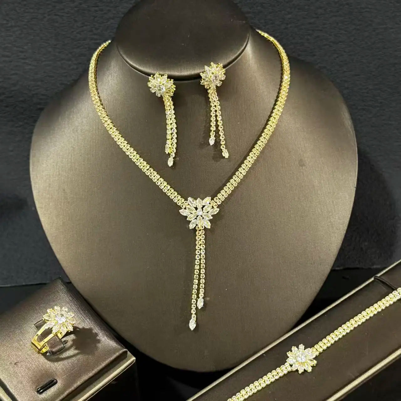 European & American 5-Piece Wedding Jewelry Set – Necklace, Earrings, Bracelet & Ring