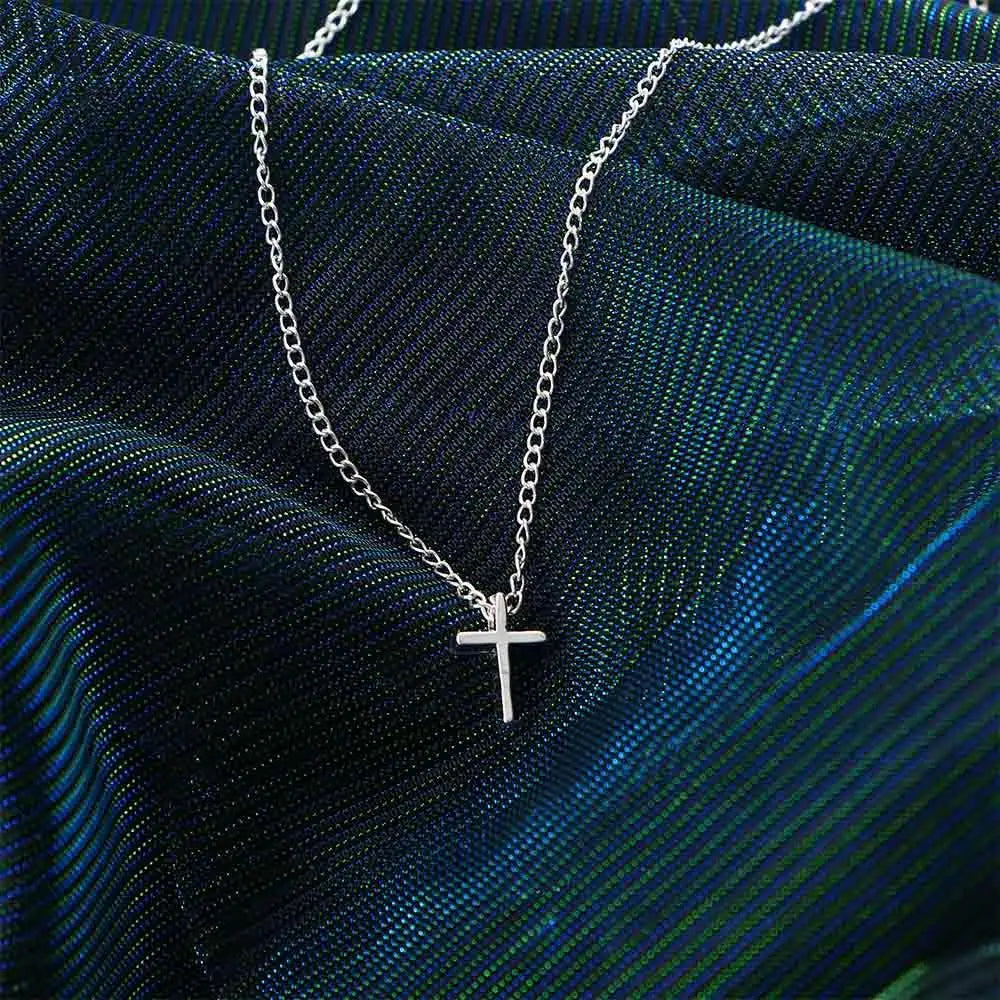 Cross Pendant Clavicle Chain Necklace – Simple Fashion Jewelry for Women