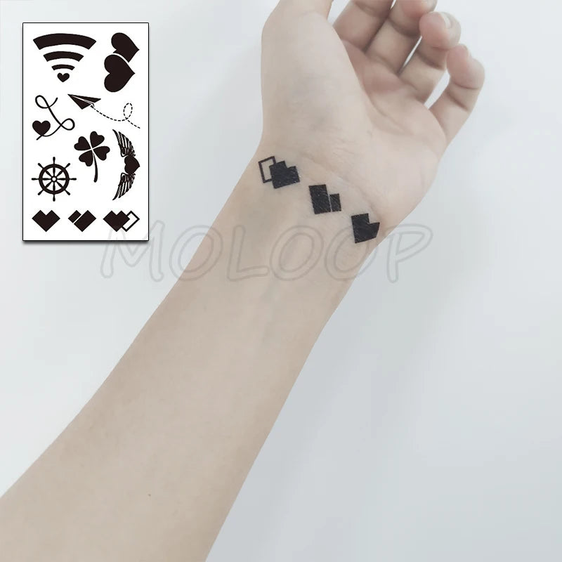 Sexy Red Lips Water Transfer Tattoo – Waterproof Body Art 10.5x6cm