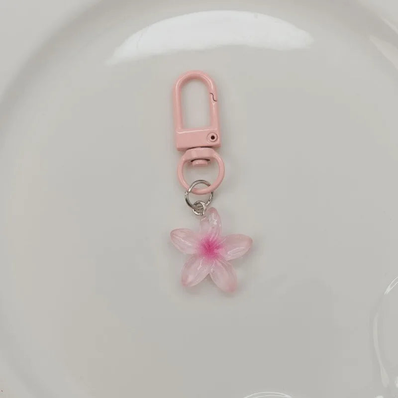 Cute Flower Keychains for Women Floral Key Chains Bag Pendant Resin DIY Keyring Jewelry Earphone Decoration Girl Gift