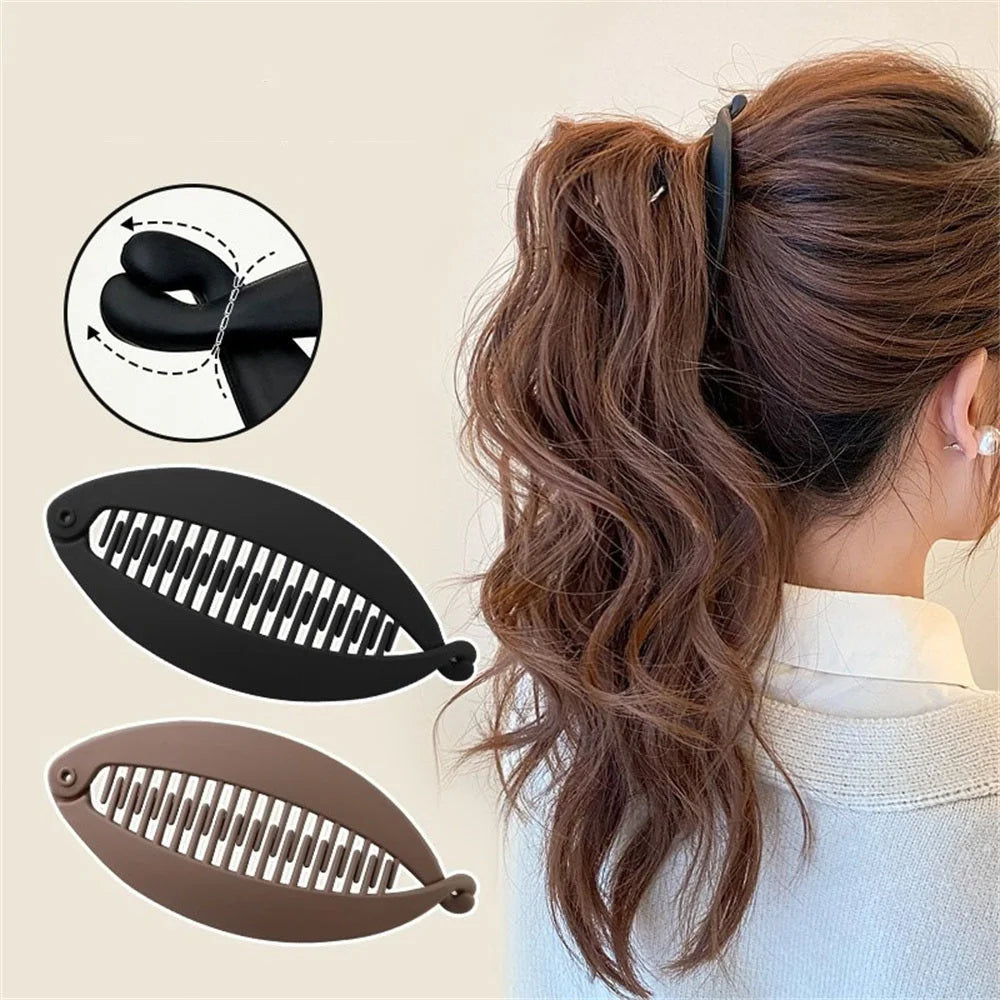 Banana & Fish Shaped Hair Clips – 2/3-Pack Stylish Claw Clips for Women