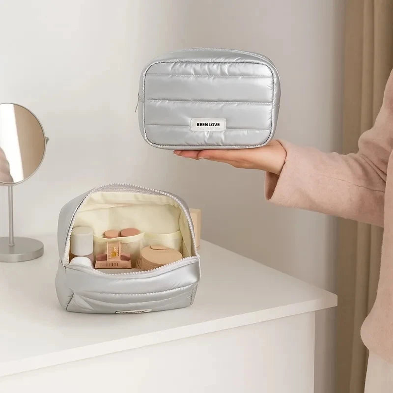 Fashion Large Capacity Travel Makeup Bag Portable Multifunctional Cosmetic Storage Washbag Organizer