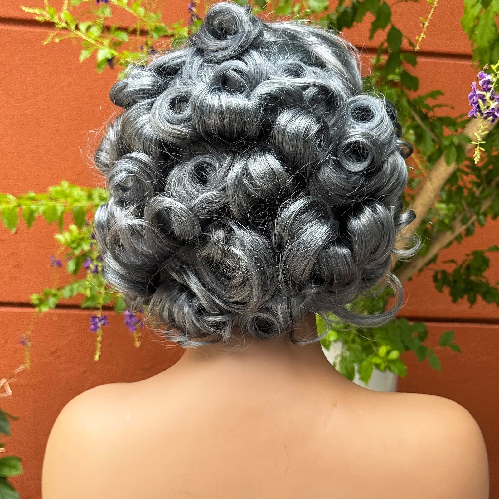 13x4 Transparent Lace Frontal Wig 250% Density Short Bob Loose Wave Human Hair Wigs Bouncy Curly Hair Wigs for Black Women