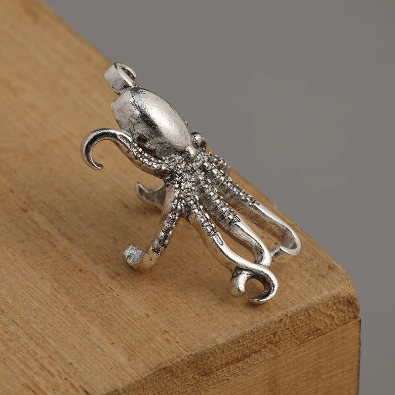 A Simple and Creative Retro Octopus Ear Clip Animal Earring Suitable for Women's Exaggerated Personality Earrings