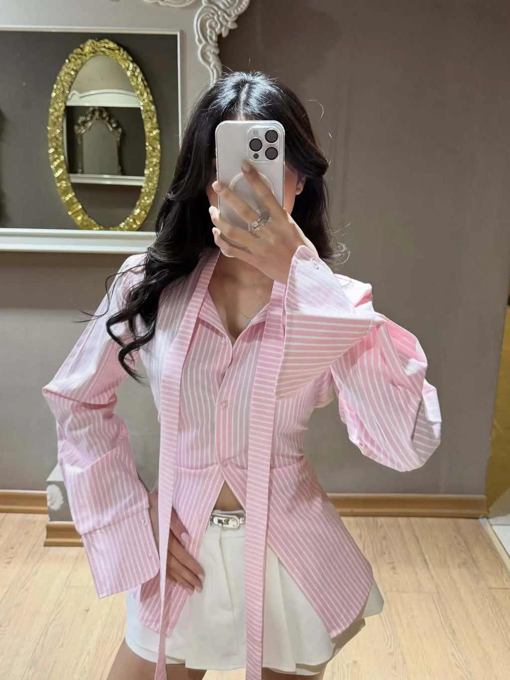 Women's Clothing 2026 Spring New Fashion Design Sense Striped Slim-fitting Lapel Long-sleeved Shirt