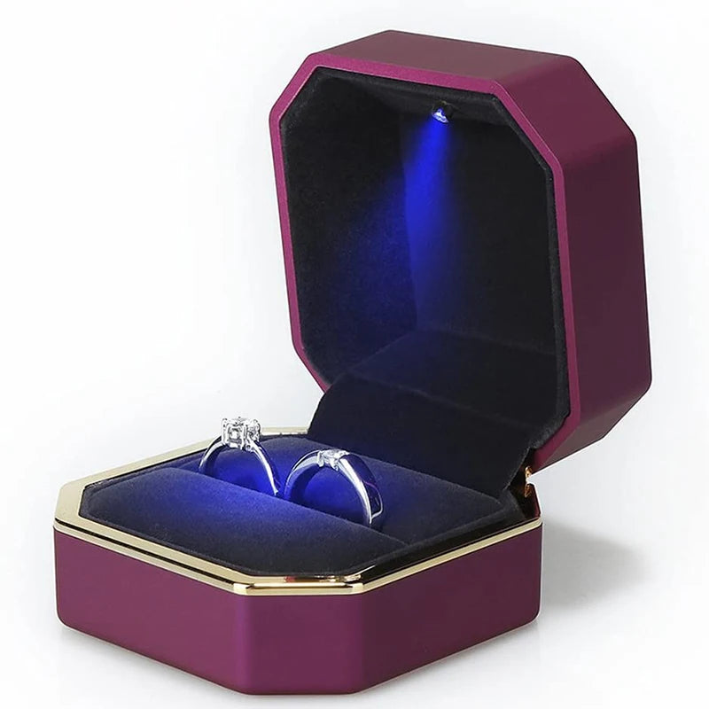1 Pcs LED Jewelry Ring Box Luxury Velvet Rubber Necklace Pendant Gifts Display With Light For Proposal Engagement Wedding 2030