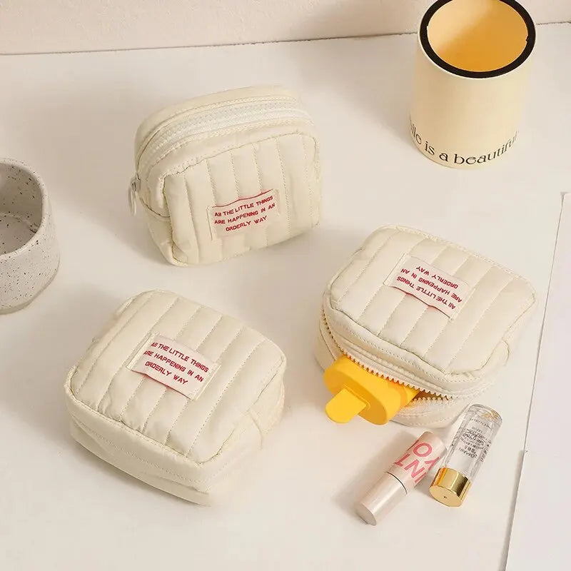 Square Small Makeup Bag Student Small Earphones Zero Wallet Girl Portable Lipstick Storage Bags Korean