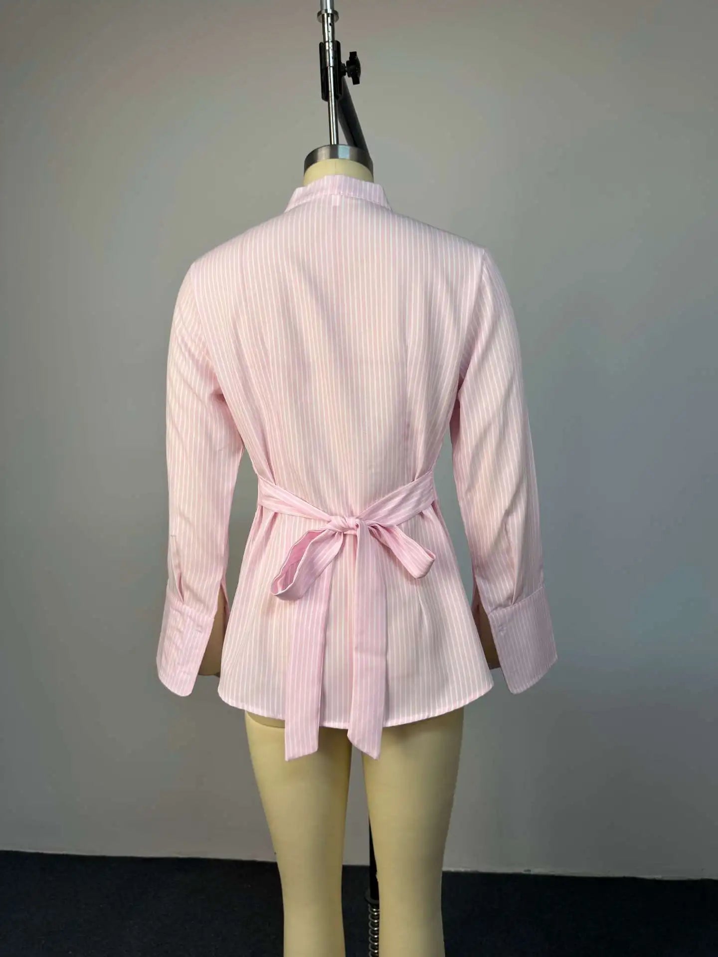 Women's Clothing 2026 Spring New Fashion Design Sense Striped Slim-fitting Lapel Long-sleeved Shirt