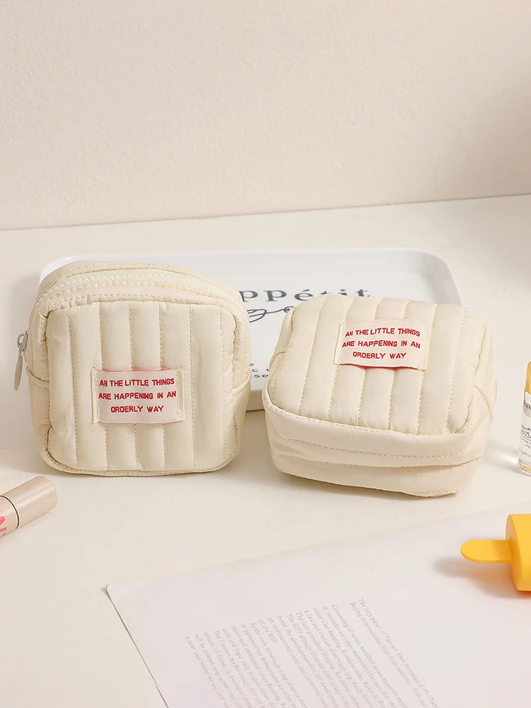 Square Small Makeup Bag Student Small Earphones Zero Wallet Girl Portable Lipstick Storage Bags Korean