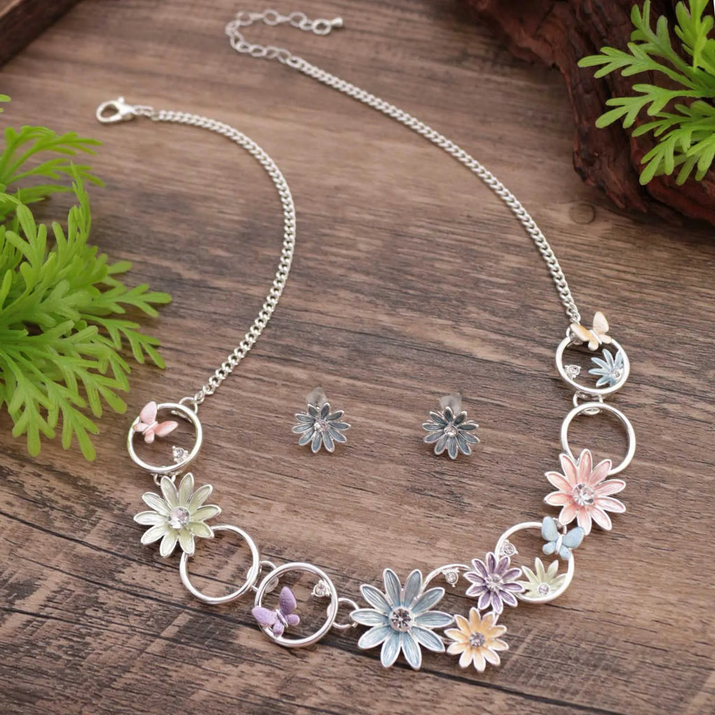 Enamel Daisy Stud Earrings & Necklace Set – Diamond Flower High-End Women's Jewelry