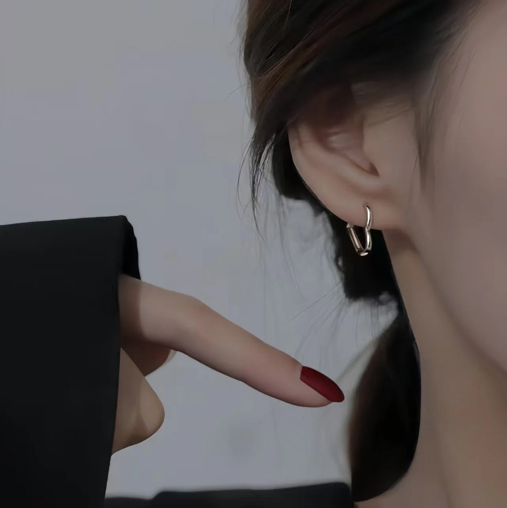 Heart Hoop Earrings Gold Color Metal Love Earrings Minimalist Fancy Girl Gift Fashion Jewelry for Women