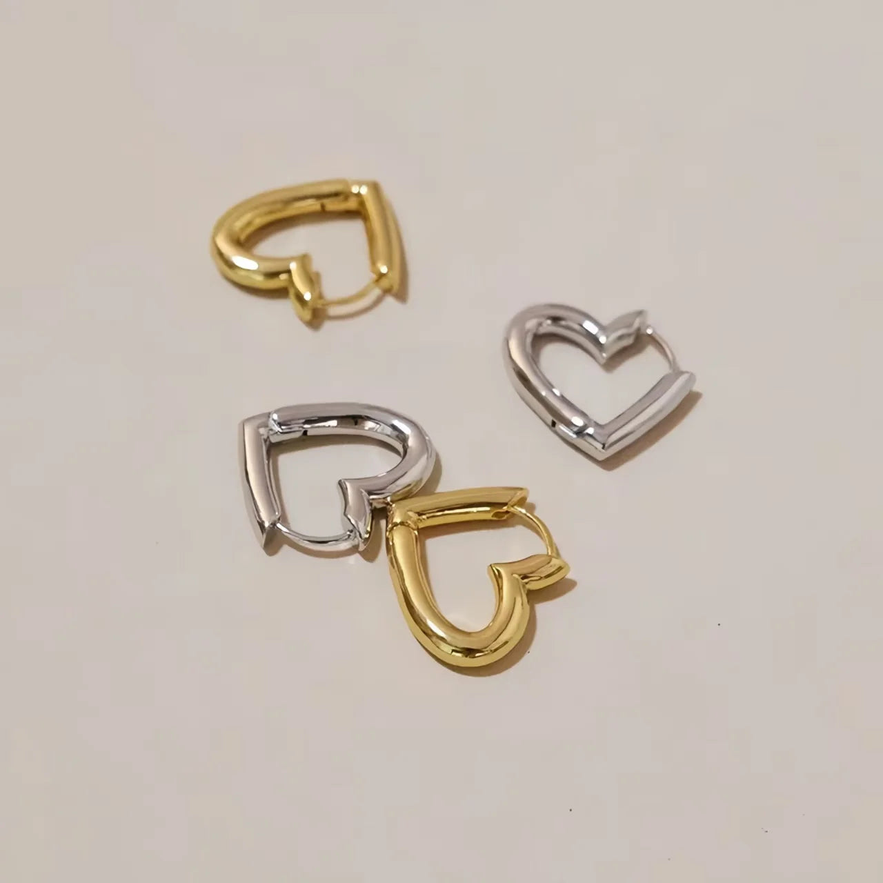 Heart Hoop Earrings Gold Color Metal Love Earrings Minimalist Fancy Girl Gift Fashion Jewelry for Women