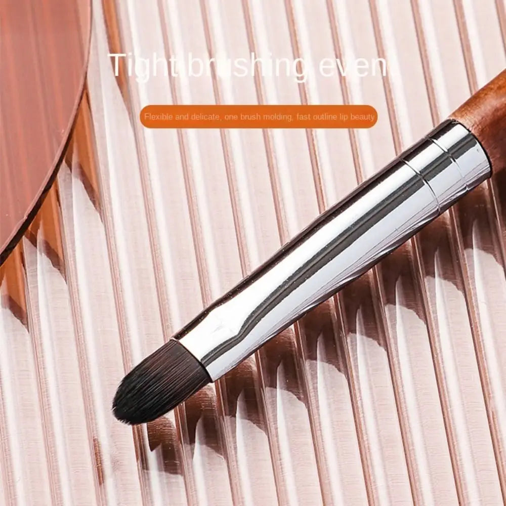 Lip Gloss & Lipstick Brush – Concealer & Lip Makeup Brush with Protective Cap