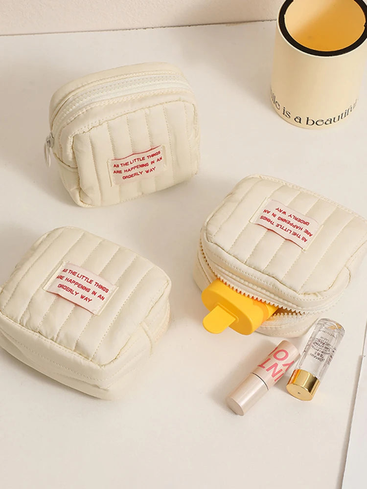 Square Small Makeup Bag Student Small Earphones Zero Wallet Girl Portable Lipstick Storage Bags Korean