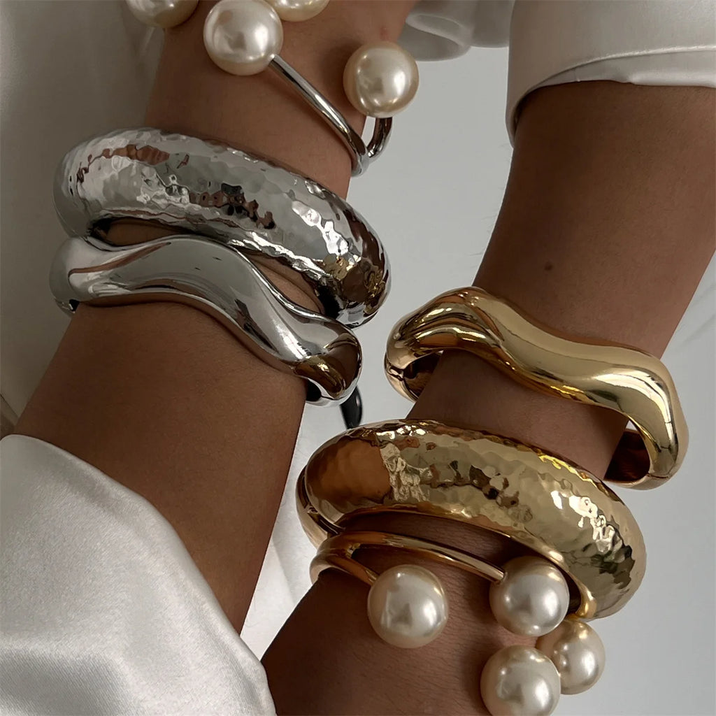 3 Styles Creative Big Imitation Pearl Cuff Bracelet Trendy Punk Heavy Metal Chunky Spring Bangle for Women Men Steampunk Fashion