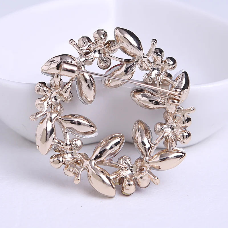 High-end exquisite leaf ring rhinestone brooch corsage collar pin pin jewelry clothing accessories