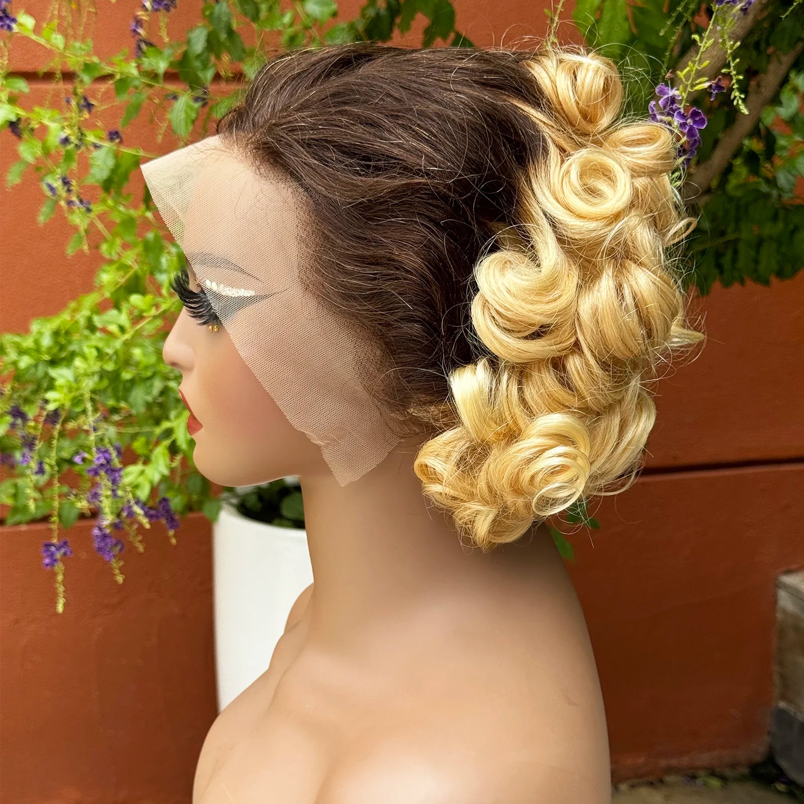 13x4 Transparent Lace Frontal Wig 250% Density Short Bob Loose Wave Human Hair Wigs Bouncy Curly Hair Wigs for Black Women