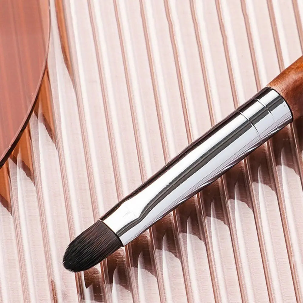 Lip Gloss & Lipstick Brush – Concealer & Lip Makeup Brush with Protective Cap