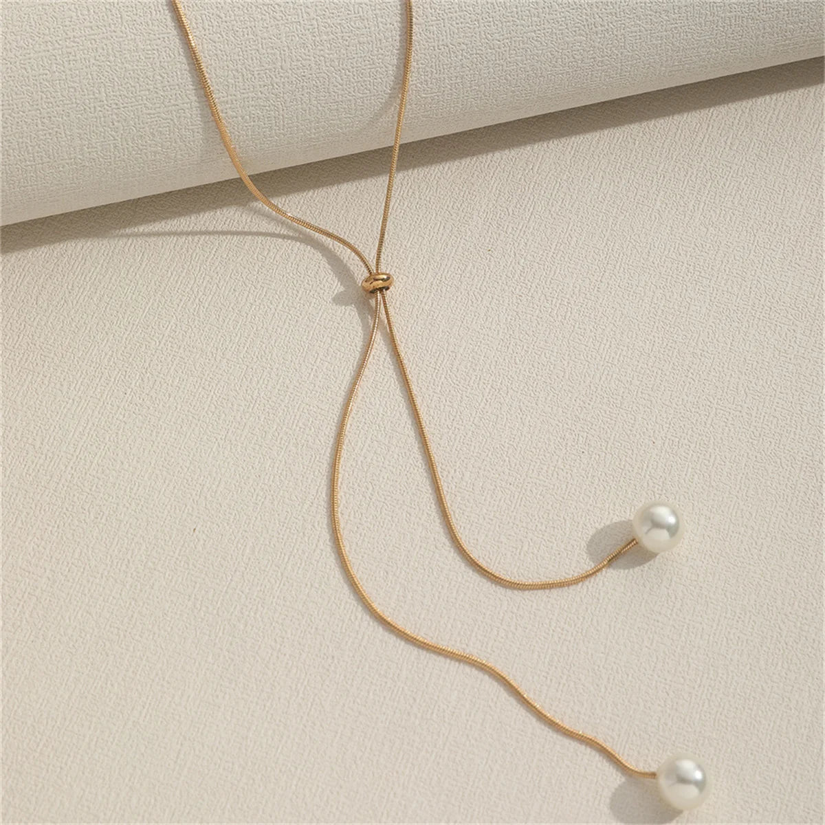 Adjustable Chain Necklace with Simple Faux Pearl Pendant Female Long Sweater Fashion Jewelry Gift Ornament