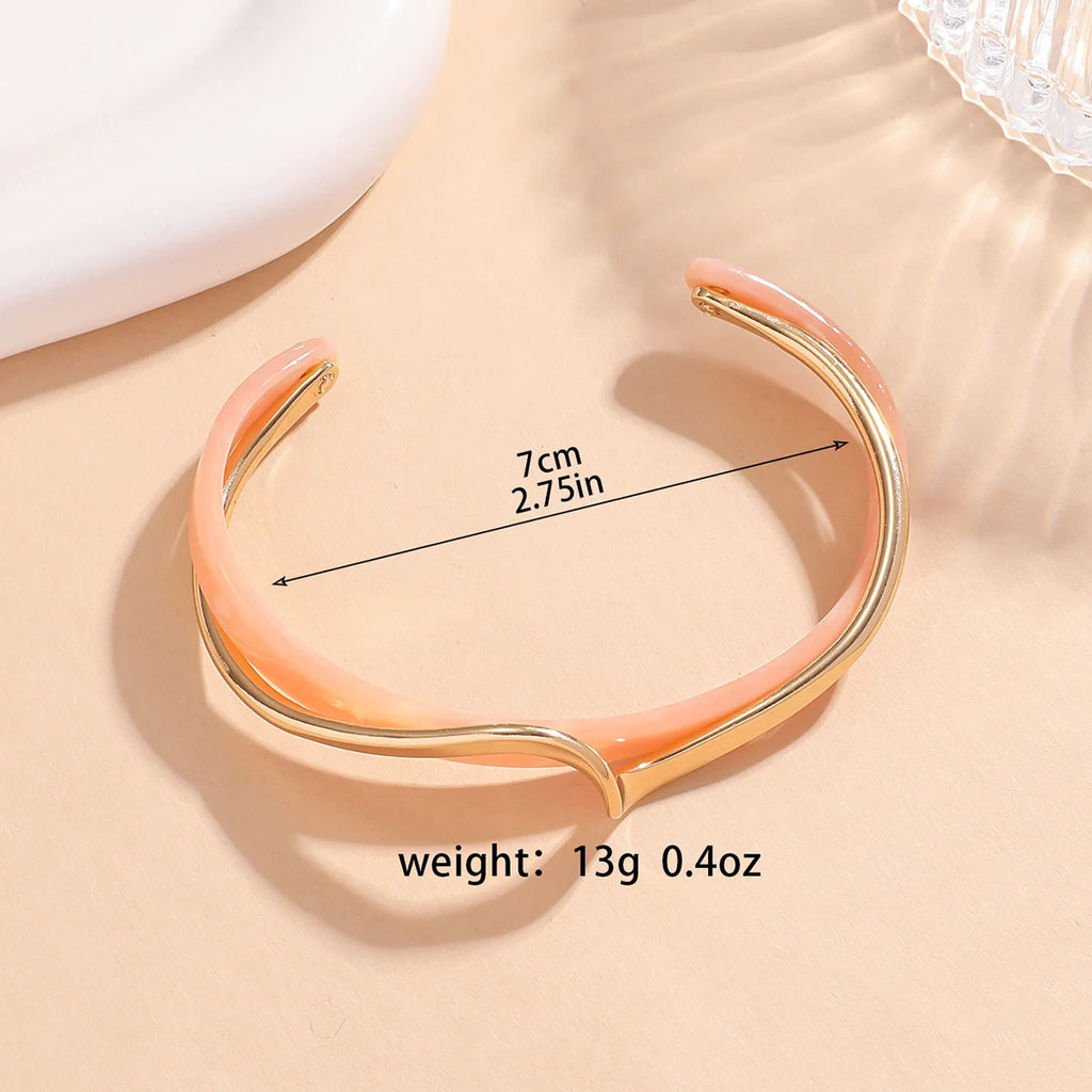 1PC Women's Fashion Light Luxury Gold Plated White Shell Twisted Cross Bracelet Date Travel Banquet Party Holiday Dressing Gift