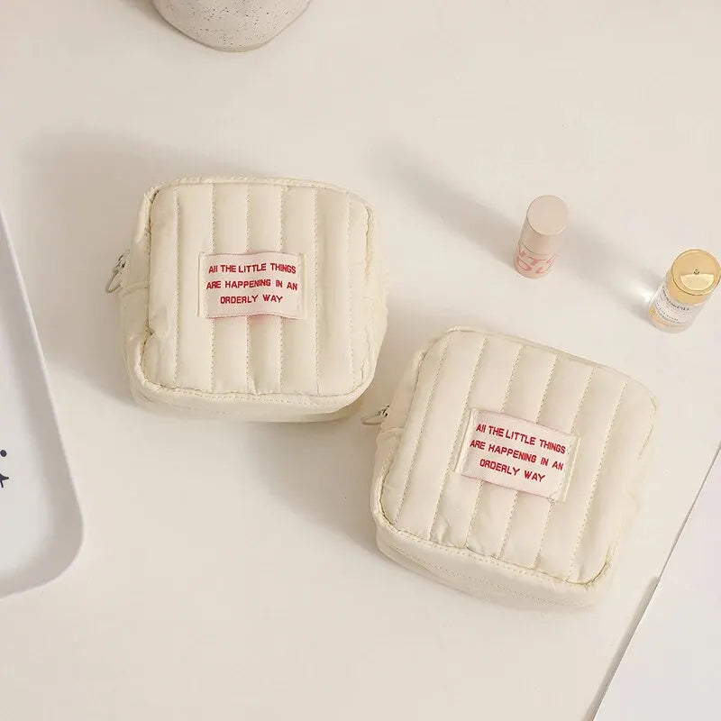 Square Small Makeup Bag Student Small Earphones Zero Wallet Girl Portable Lipstick Storage Bags Korean
