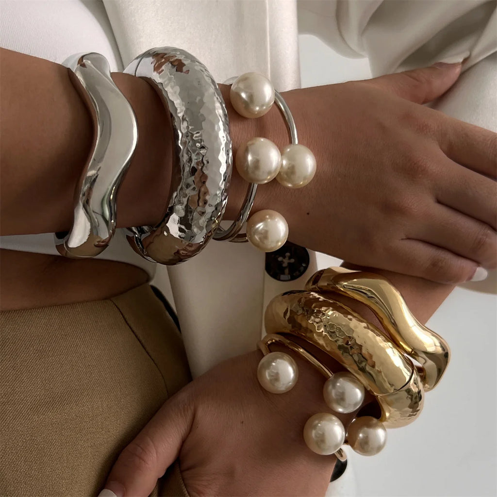 3 Styles Creative Big Imitation Pearl Cuff Bracelet Trendy Punk Heavy Metal Chunky Spring Bangle for Women Men Steampunk Fashion