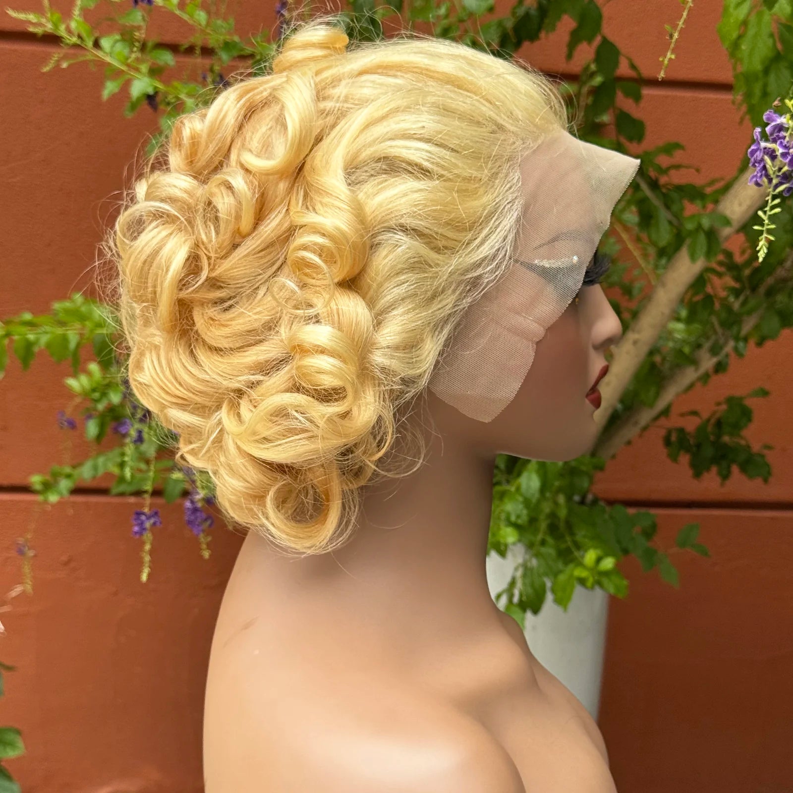 13x4 Transparent Lace Frontal Wig 250% Density Short Bob Loose Wave Human Hair Wigs Bouncy Curly Hair Wigs for Black Women